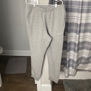Nike mens joggers grey